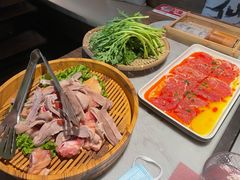 -尚尚仙·酸汤猪手·猪肚鸡火锅(华联万柳购物中心店)