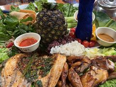 -沐毫傣泐云南菜孔雀宴•手抓饭傣味烧烤(曼听公园店)