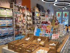 -宠小格时尚宠物生活馆(唐镇店)