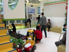 -小小王国亲子游泳俱乐部(锦辉中心)