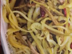 酸黄瓜炒肉丝-老昌春饼(新天地店)