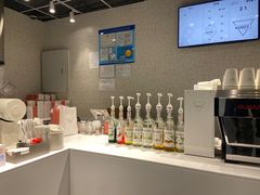 -Manner Coffee(宜山路地铁站店)