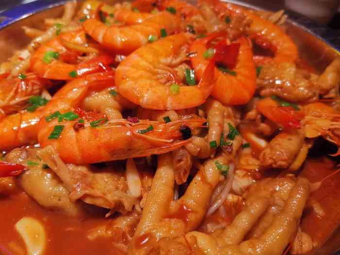 胖哥俩肉蟹煲(萧山旺角城店)-"听朋友说起还不错就去尝试了一下,口味