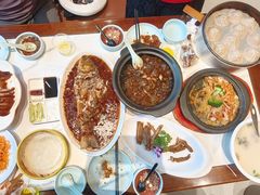 -梅利汴京烤鸭•开封豫菜地标店(东大街店)