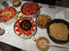 -巴厘龙虾·榜首油焖大虾(音乐学院·沿江酒馆店)