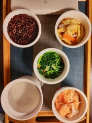 -巍阁高端月子中心(新世界店)