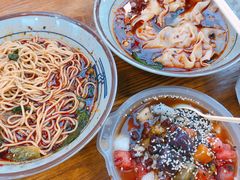 -八一路好吃街(雨田商务大厦店)