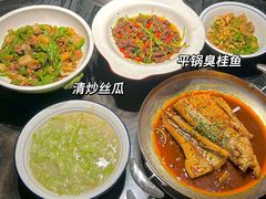 -湘力力小院·鱼汤泡饭(枫林路店)