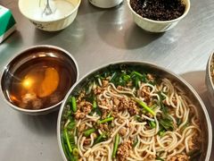 -正宗杨记普洱酸醋米线(总店)