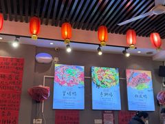 -爆炸头阿姨小四川正宗川味小吃(无任何分店)