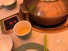 -润园四季椰子鸡火锅(卓越INTOWN店)