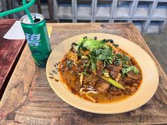 -方铲铲·成都板凳面(滨江银泰店)