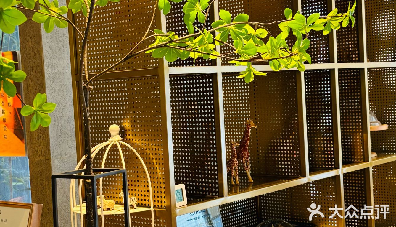 一块蛋糕的时间，足够让心情放晴了