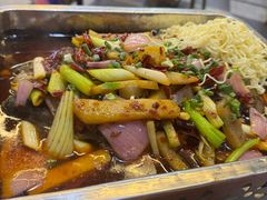 -金渝海鲜烧烤万州烤鱼店
