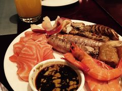 -荣誉国际酒店-云顶旋转餐厅