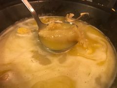 -鲜入围煮花胶鸡海鲜火锅