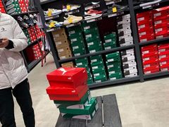 -王府井奥莱临潼小镇(临潼店)