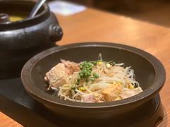 -云海肴·汽锅鸡·云南菜(天山百盛优客店)