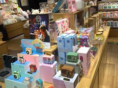 -九木杂物社(新奥购物中心店)