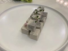 -上海跨国采购会展中心