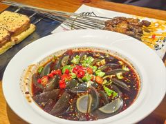 -六福烧烤酒馆(秦隆步行街店)