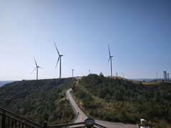 -龙里油画大草原旅游区