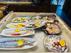 -闯关东东北农家菜(崂山石老人店)