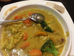 -河畔春天时尚餐厅