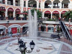 -佛罗伦萨小镇广佛名品奥特莱斯(疏港路店)