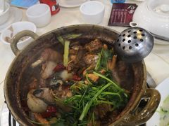 招牌家鸡煲-渝君重庆火锅(嘉宾路店)