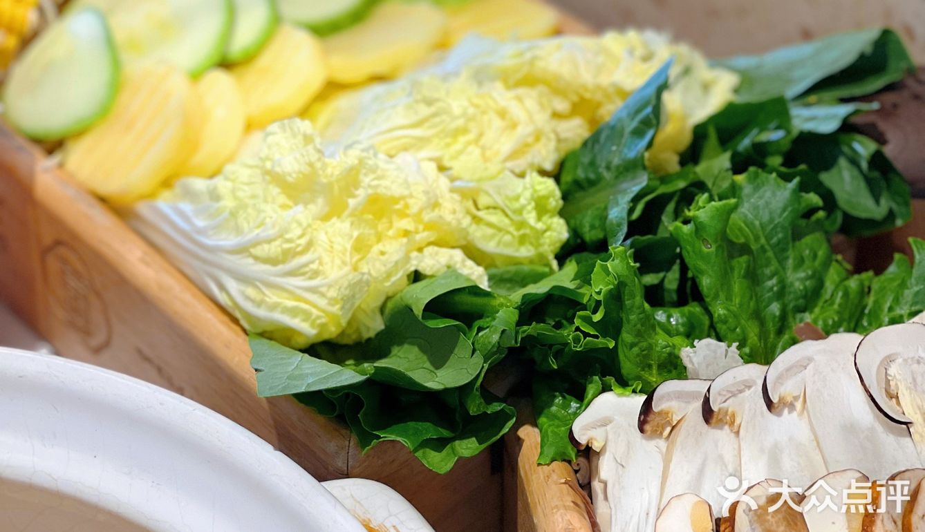 吃野生菌的季节来啦|新鲜野生菌锅太滋补啦