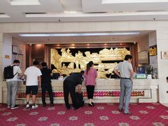 -岳阳阿波罗御庭酒店