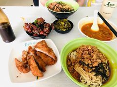 招牌炸猪排-弄堂面馆(金运路店)