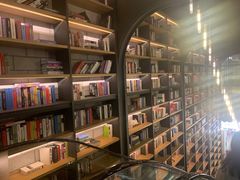 -CGV影城(滨江天街IMAX店)