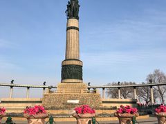 -人民防洪胜利纪念塔