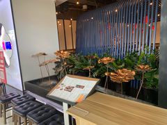 -尚尚仙·酸汤猪手·猪肚鸡火锅(华联万柳购物中心店)