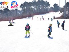 -棋盘山冰雪大世界