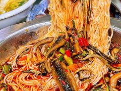 -乐山第一家临江鳝丝(茶坊路店)