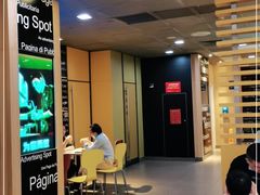 门面-麦当劳(海岸城店)