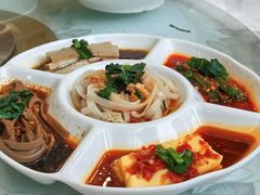 -令氏家外家周秦食府(高新店)