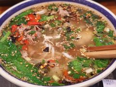 -云阿蛮云南生烫牛肉米线(奉贤路店)