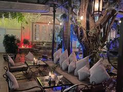 -La Villa French Restaurant