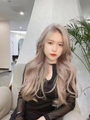 -首脑美发沙龙