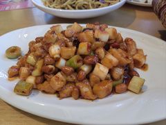 -渝信川菜 · 川味家常菜(财富购物中心店)