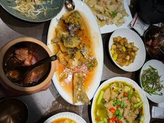 -魁盛居百年鲁菜馆(县西巷店)