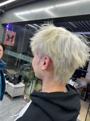-藤野造型烫发染发