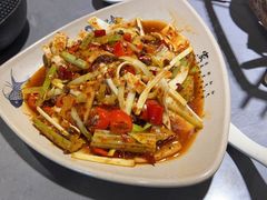 -肖四女乐山跷脚牛肉(江北星街坊店)