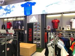-サッカーショップKAMO(心斎橋店)
