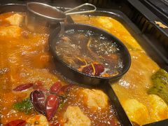 -老牌坊云南鱼豆花火锅(爱建店)