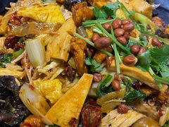 掌中宝-小山城麻辣香锅(新邻生活广场店)
